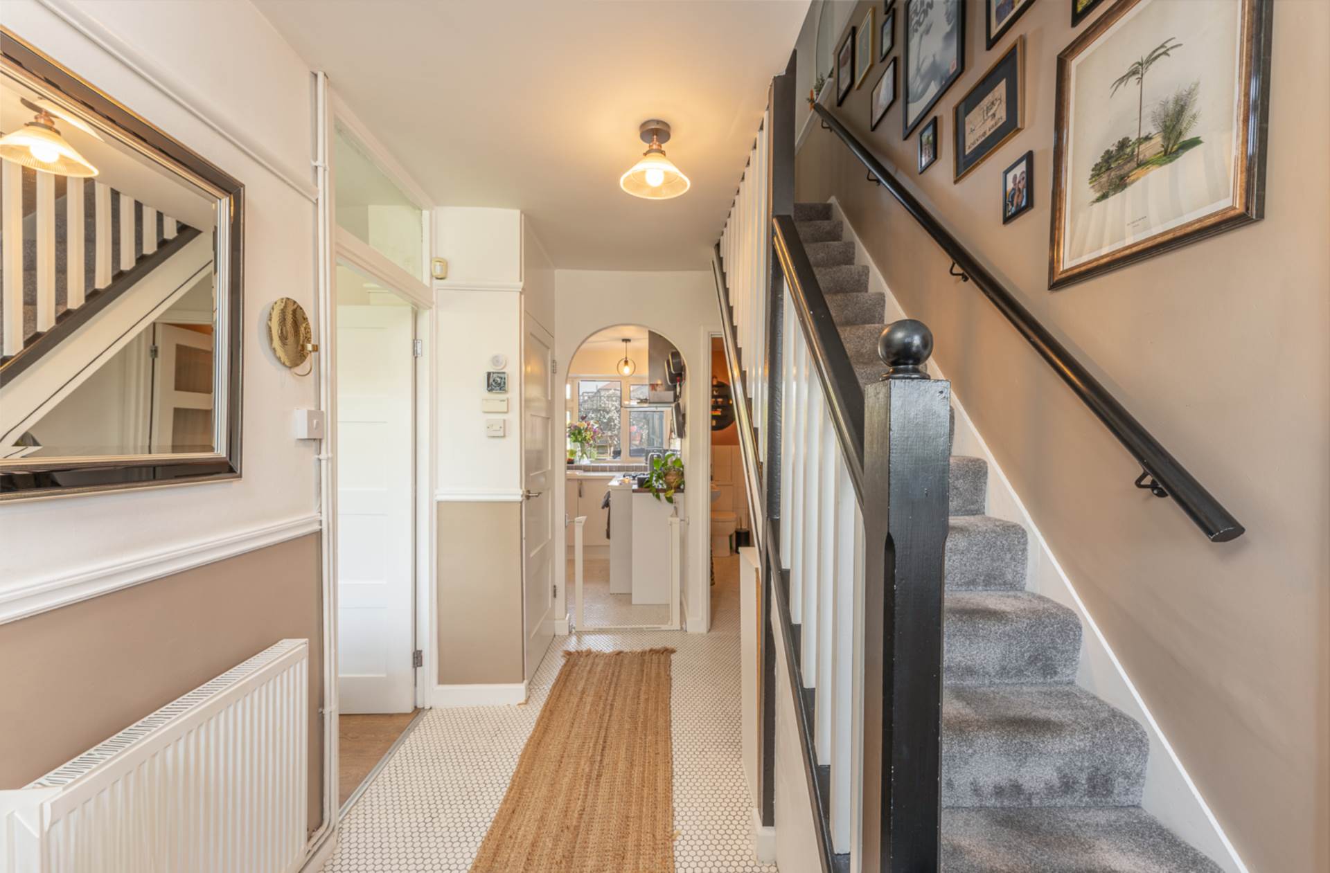 Additional Property Image 3 bedroom Terraced for sale in Borehamwood 9