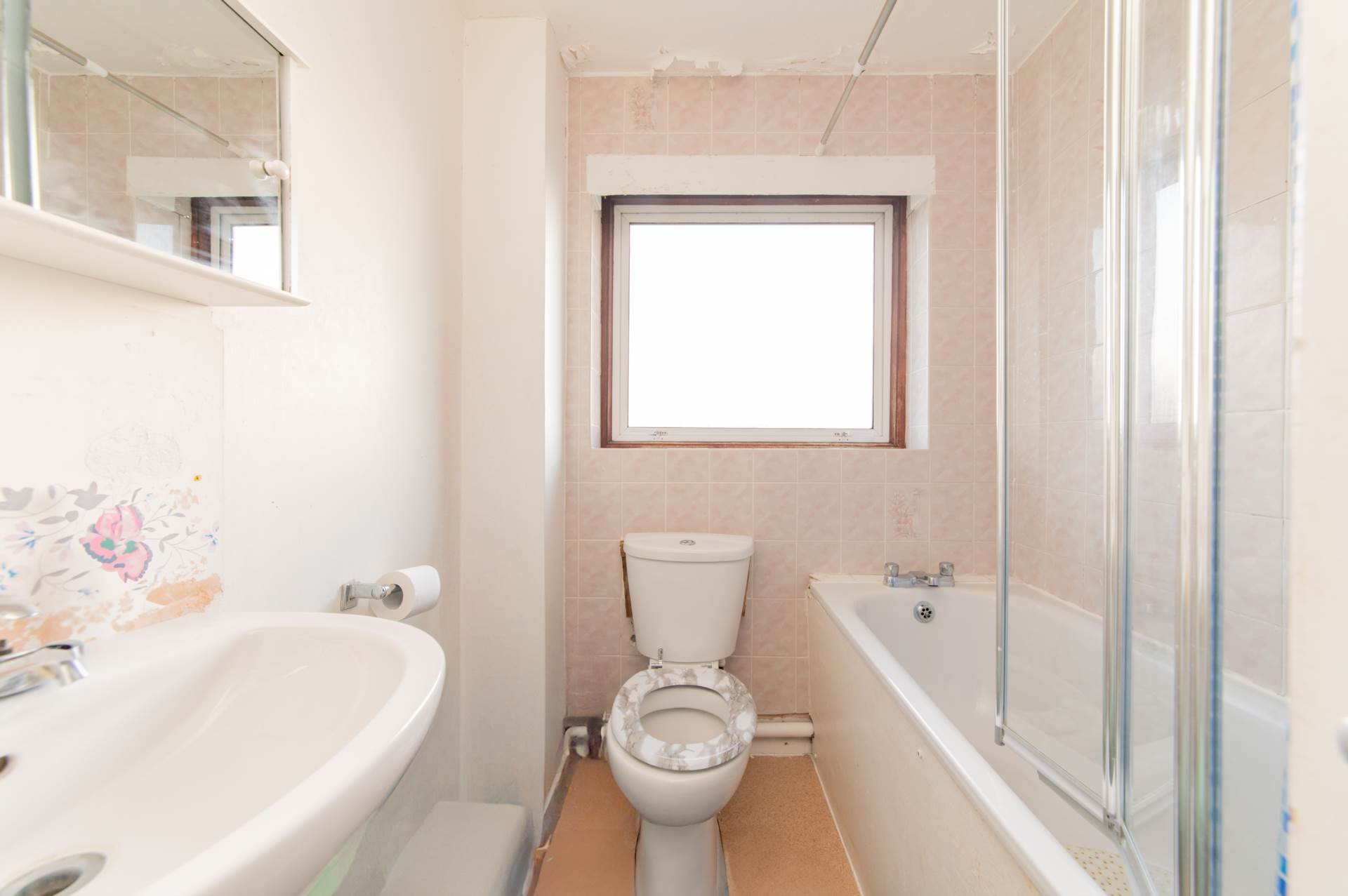 Additional Property Image 3 bedroom Maisonette for sale in Borehamwood 18