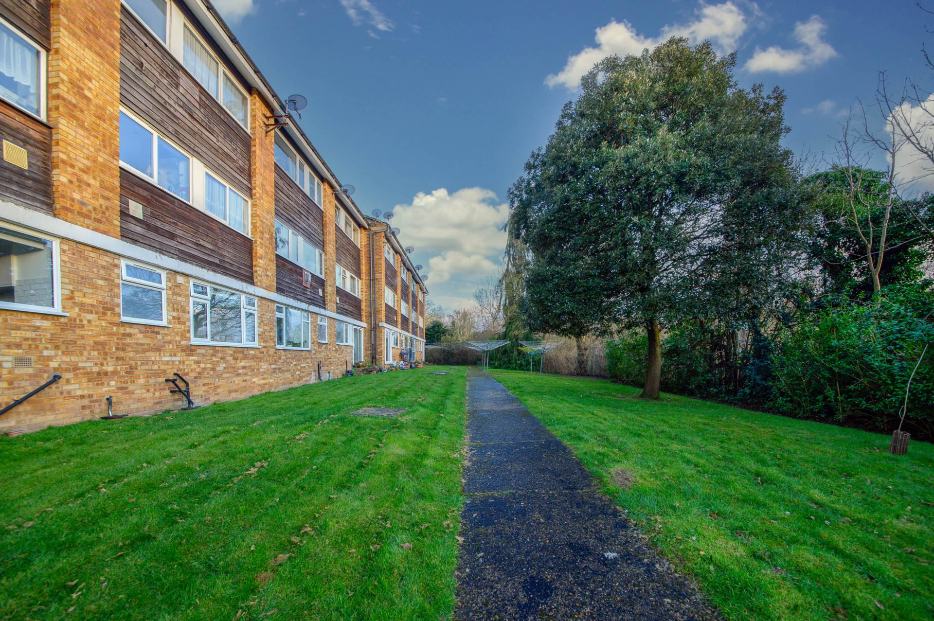 Additional Property Image 3 bedroom Maisonette for sale in Borehamwood 20