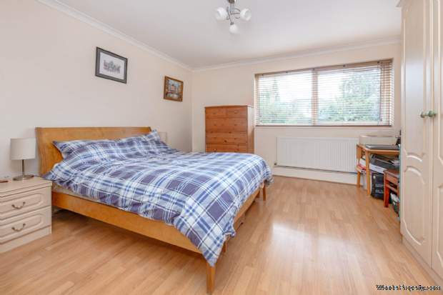 Additional Property Image 1 bedroom Flat for sale in Radlett 8