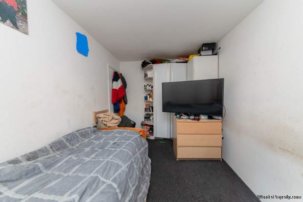 Additional Property Image 3 bedroom Maisonette for sale in Borehamwood 9