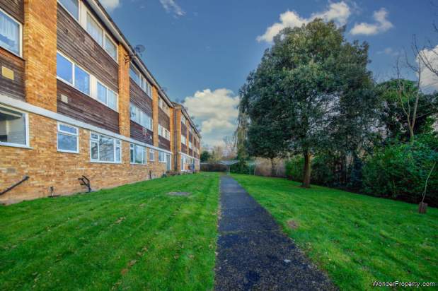 Additional Property Image 3 bedroom Maisonette for sale in Borehamwood 11