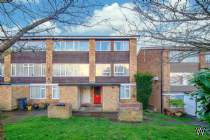 3 bedroom Maisonette for sale in Borehamwood