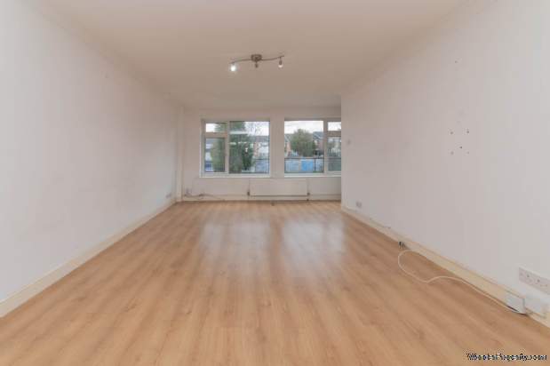 Additional Property Image 3 bedroom Maisonette for sale in Borehamwood 3