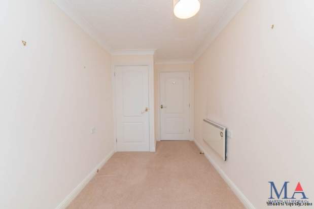 Additional Property Image 2 bedroom Flat for sale in Radlett 18