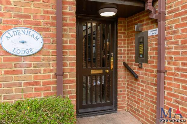 Additional Property Image 2 bedroom Flat for sale in Radlett 12