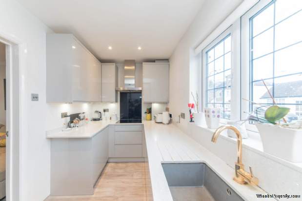 Additional Property Image 2 bedroom Terraced for sale in Bushey 4