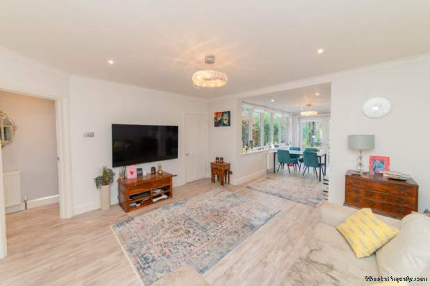 Additional Property Image 2 bedroom Terraced for sale in Bushey 14