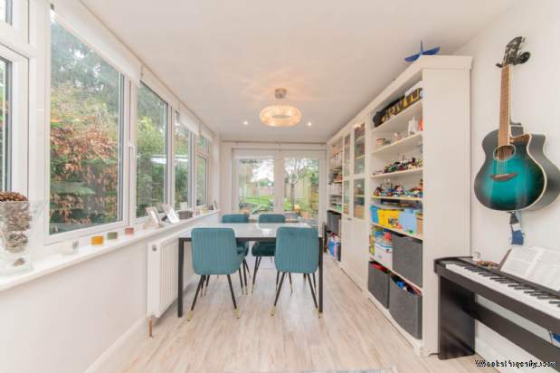 Additional Property Image 2 bedroom Terraced for sale in Bushey 16