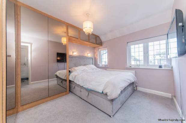 Additional Property Image 2 bedroom Terraced for sale in Bushey 19