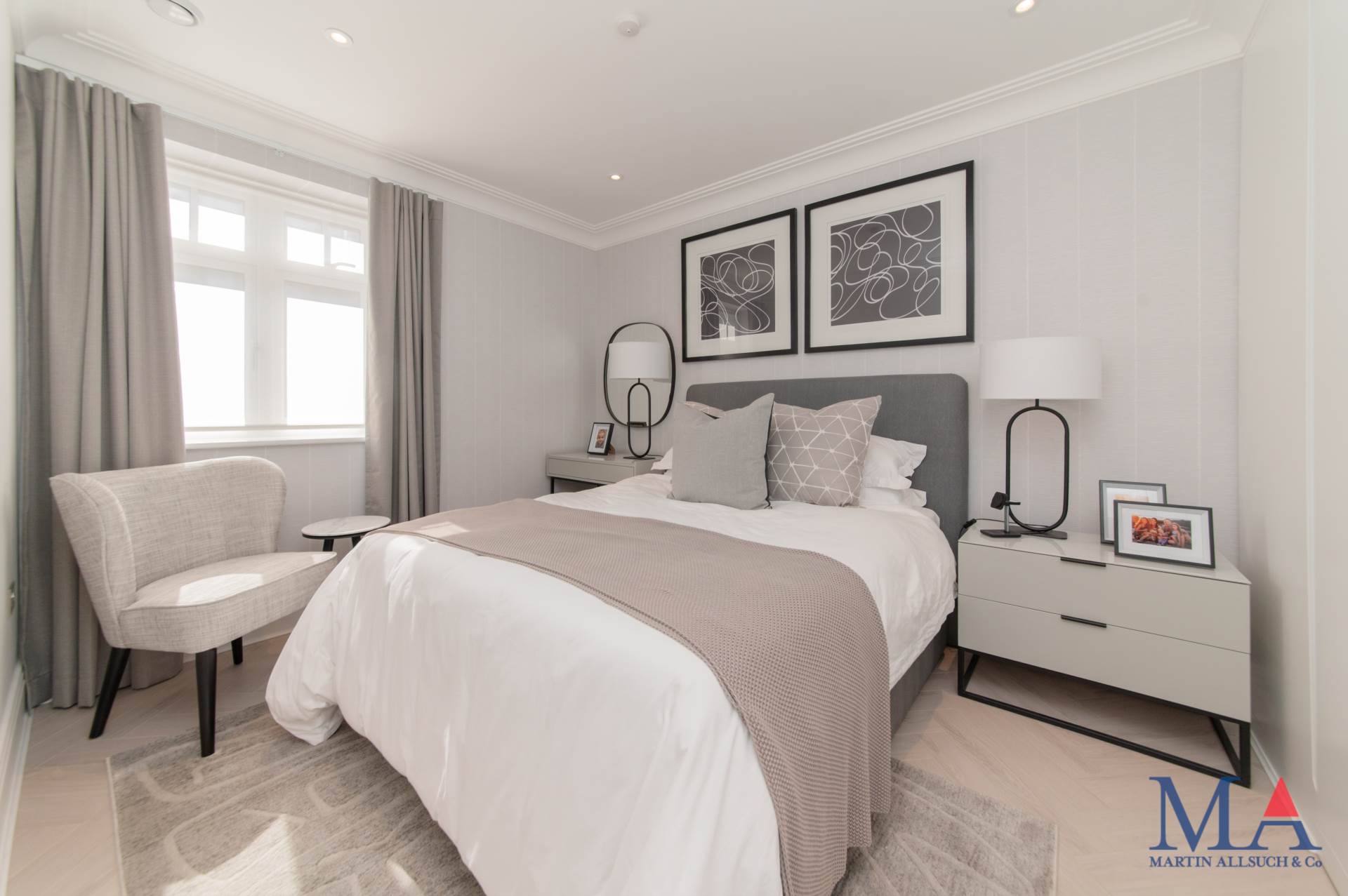 Additional Property Image 2 bedroom Flat for sale in London 12