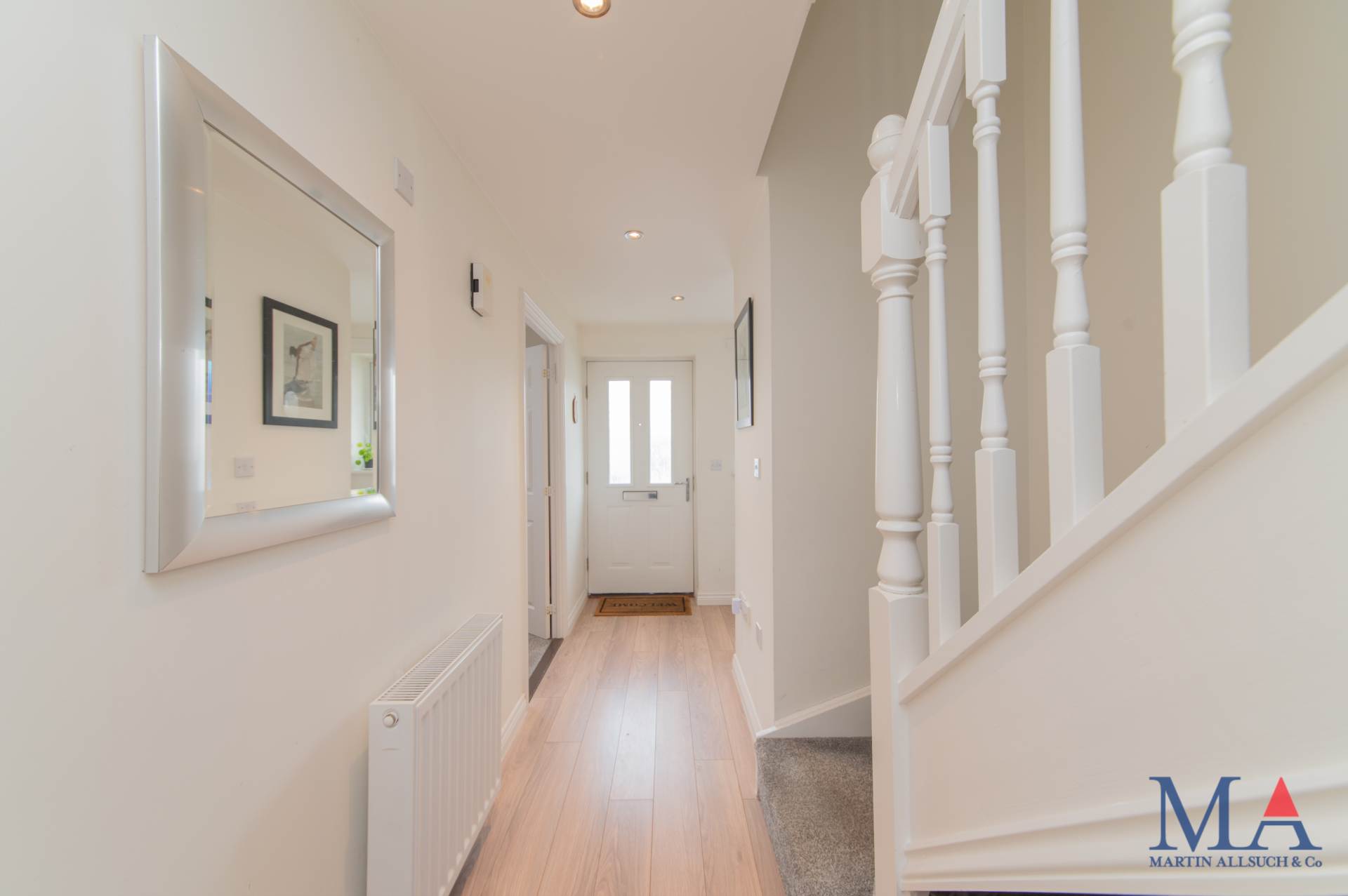 Additional Property Image 3 bedroom Terraced for sale in Borehamwood 18