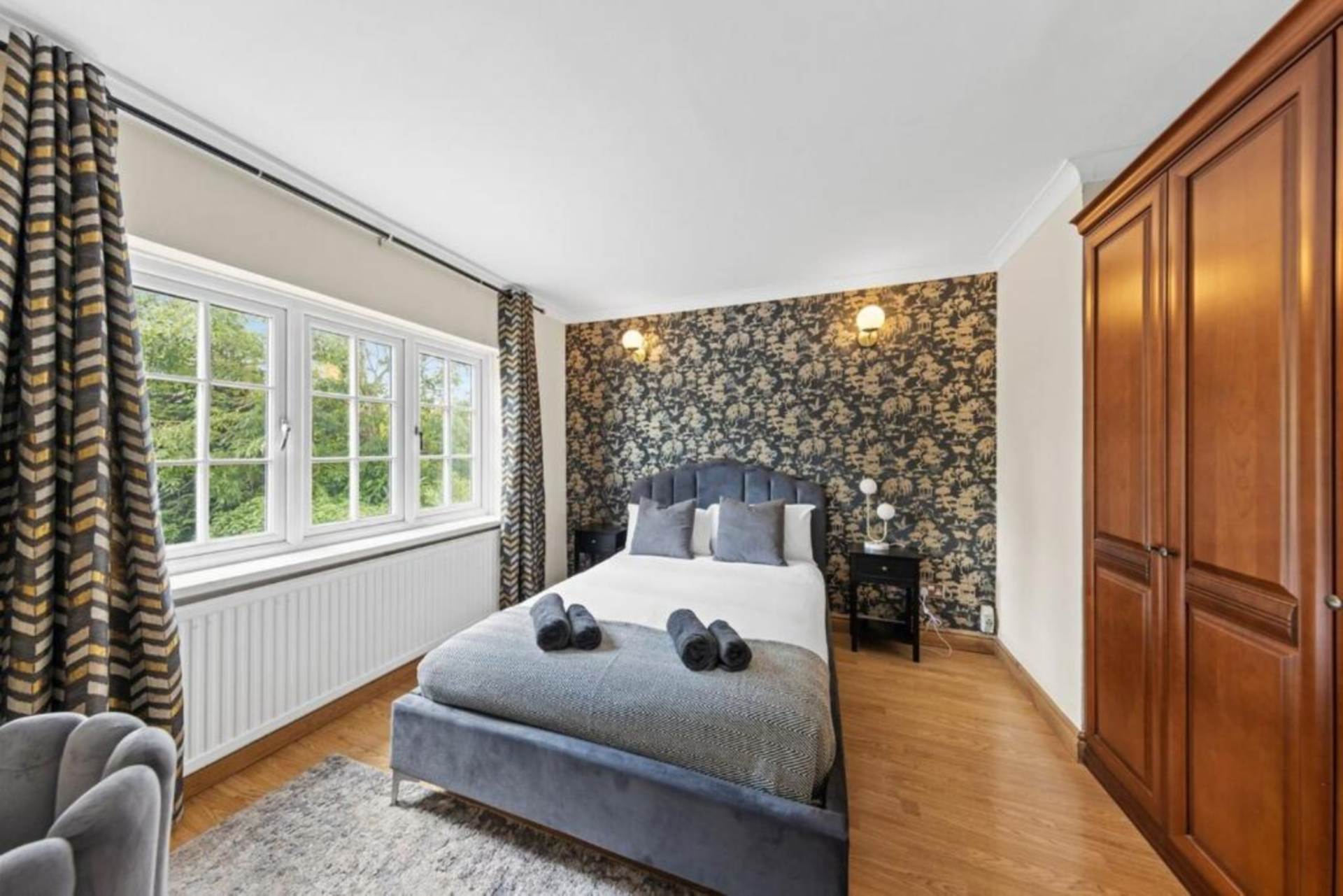 Additional Property Image 5 bedroom Detached for sale in Borehamwood 16