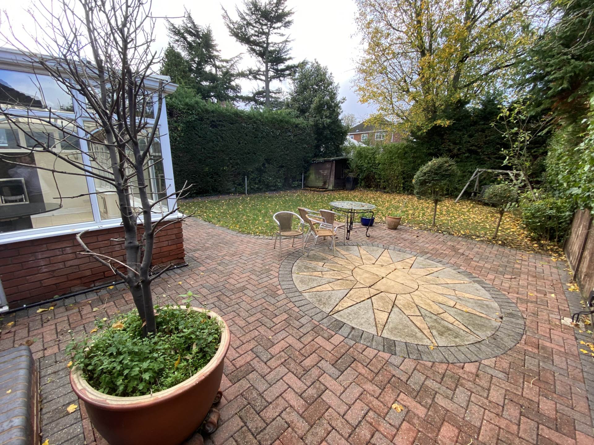 Additional Property Image 5 bedroom Detached for sale in Borehamwood 2
