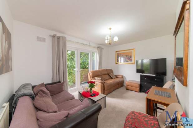 Additional Property Image 3 bedroom Semi Detached for sale in Borehamwood 17