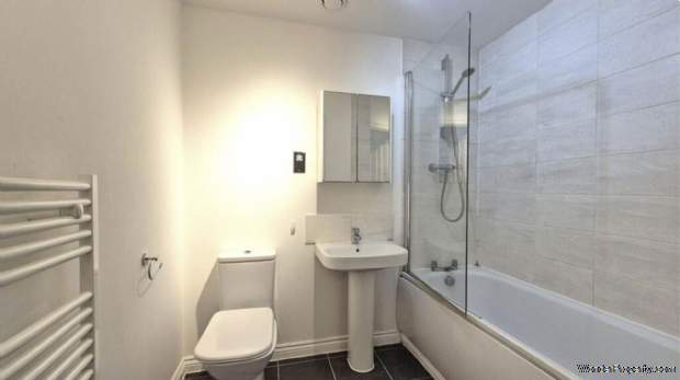 Additional Property Image 1 bedroom Flat for sale in Borehamwood 3