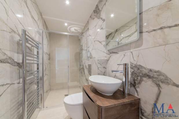 Additional Property Image 4 bedroom Terraced for sale in Borehamwood 16