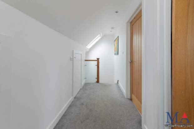 Additional Property Image 3 bedroom Detached for sale in Borehamwood 18