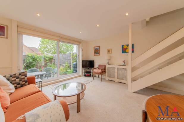 Additional Property Image 2 bedroom Terraced for sale in Stanmore 2