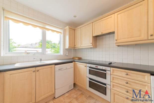 Additional Property Image 2 bedroom Terraced for sale in Stanmore 6