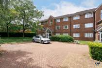 1 bedroom Flat for sale in Borehamwood