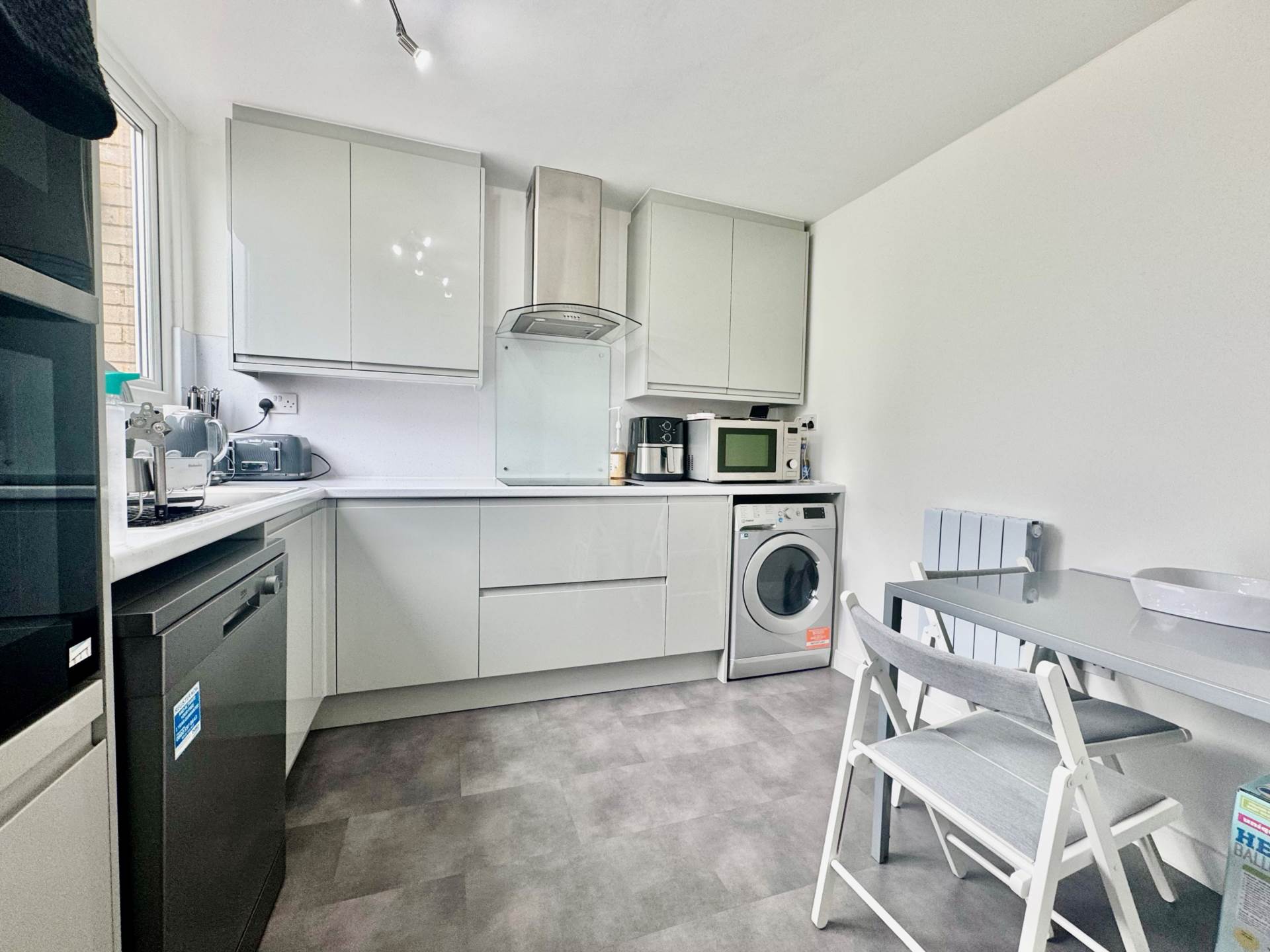 Additional Property Image 2 bedroom Duplex for sale in Borehamwood 4