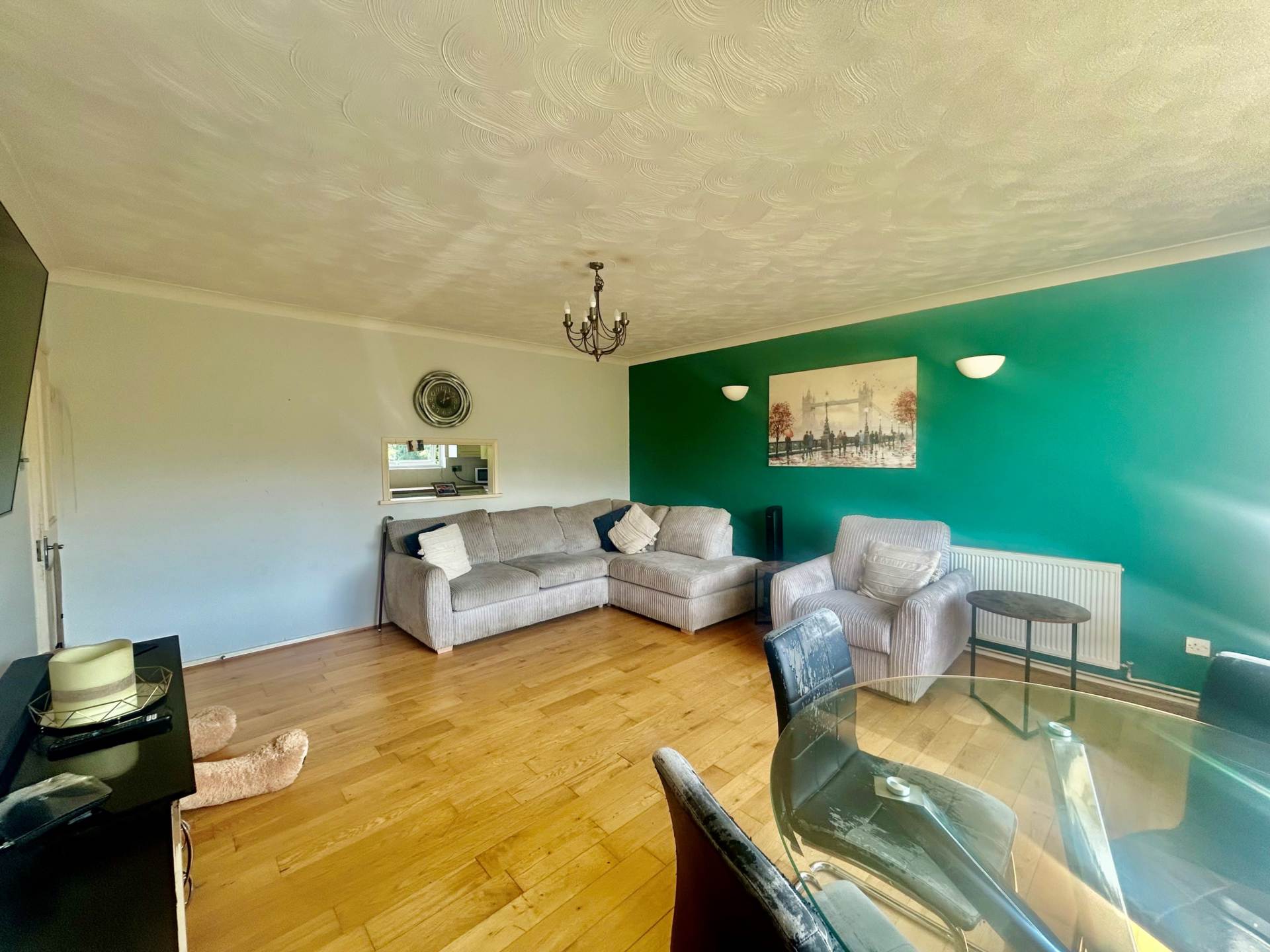 Additional Property Image 2 bedroom Flat for sale in Radlett 5