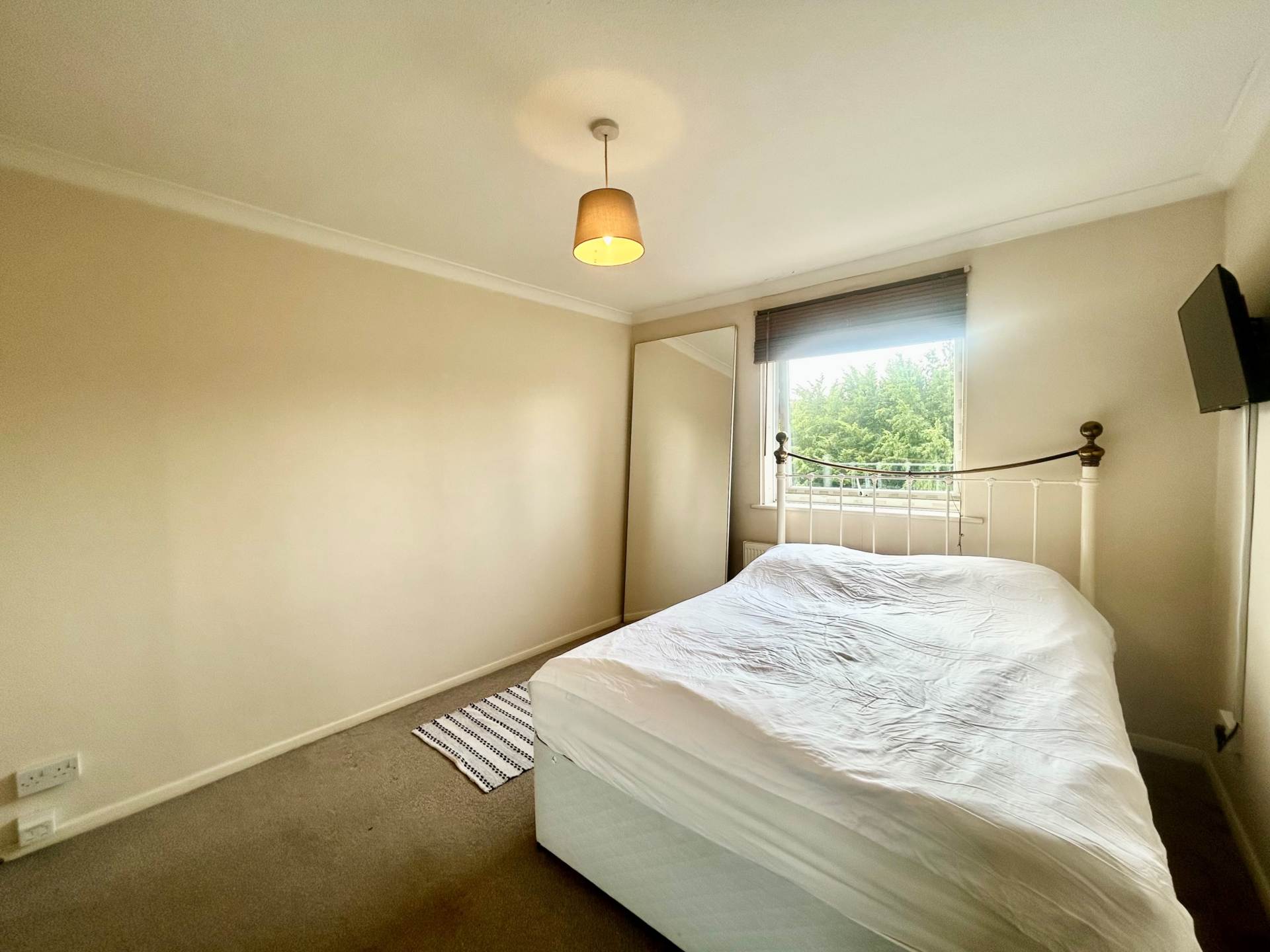 Additional Property Image 2 bedroom Flat for sale in Radlett 8