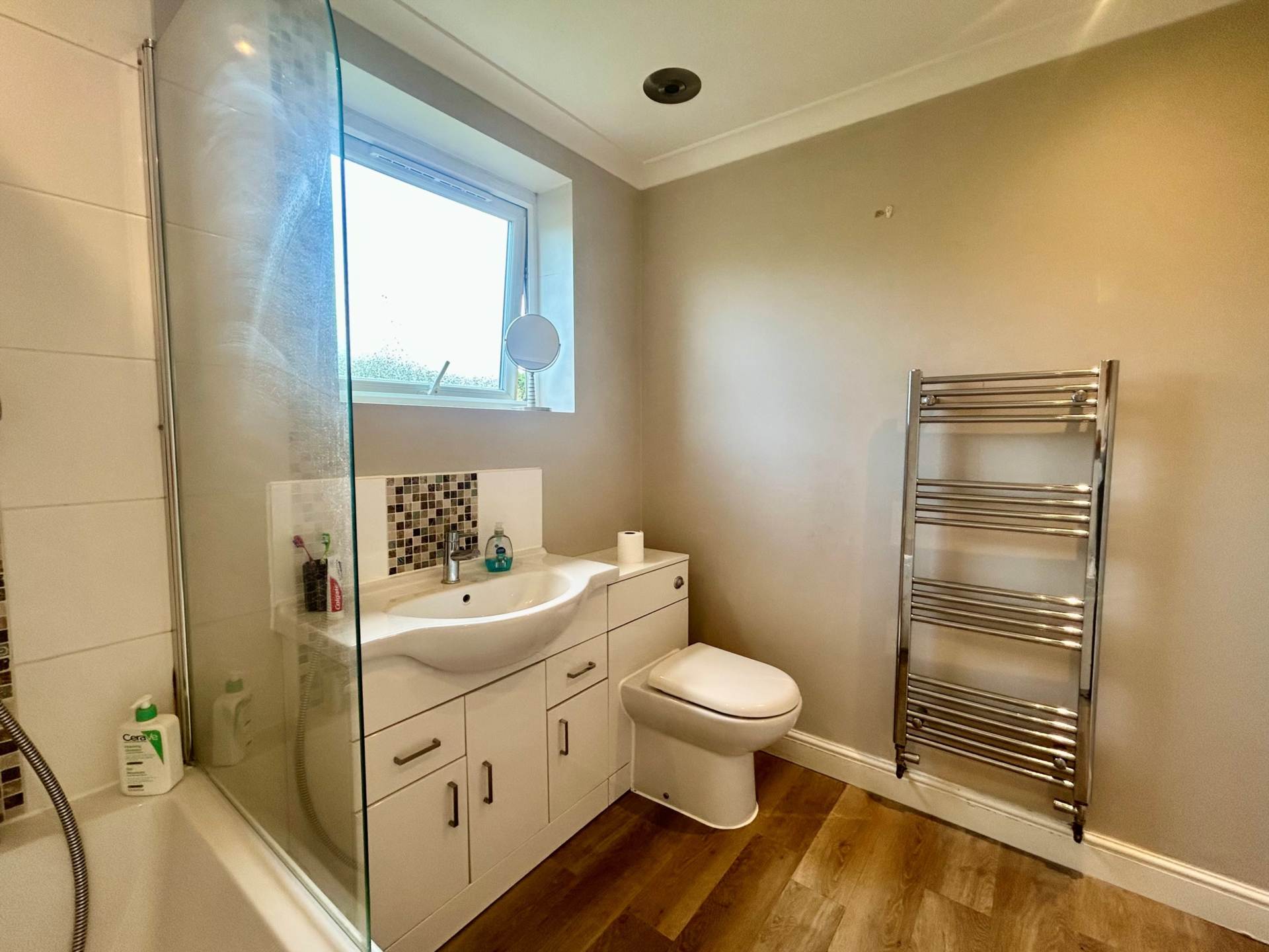 Additional Property Image 2 bedroom Flat for sale in Radlett 11