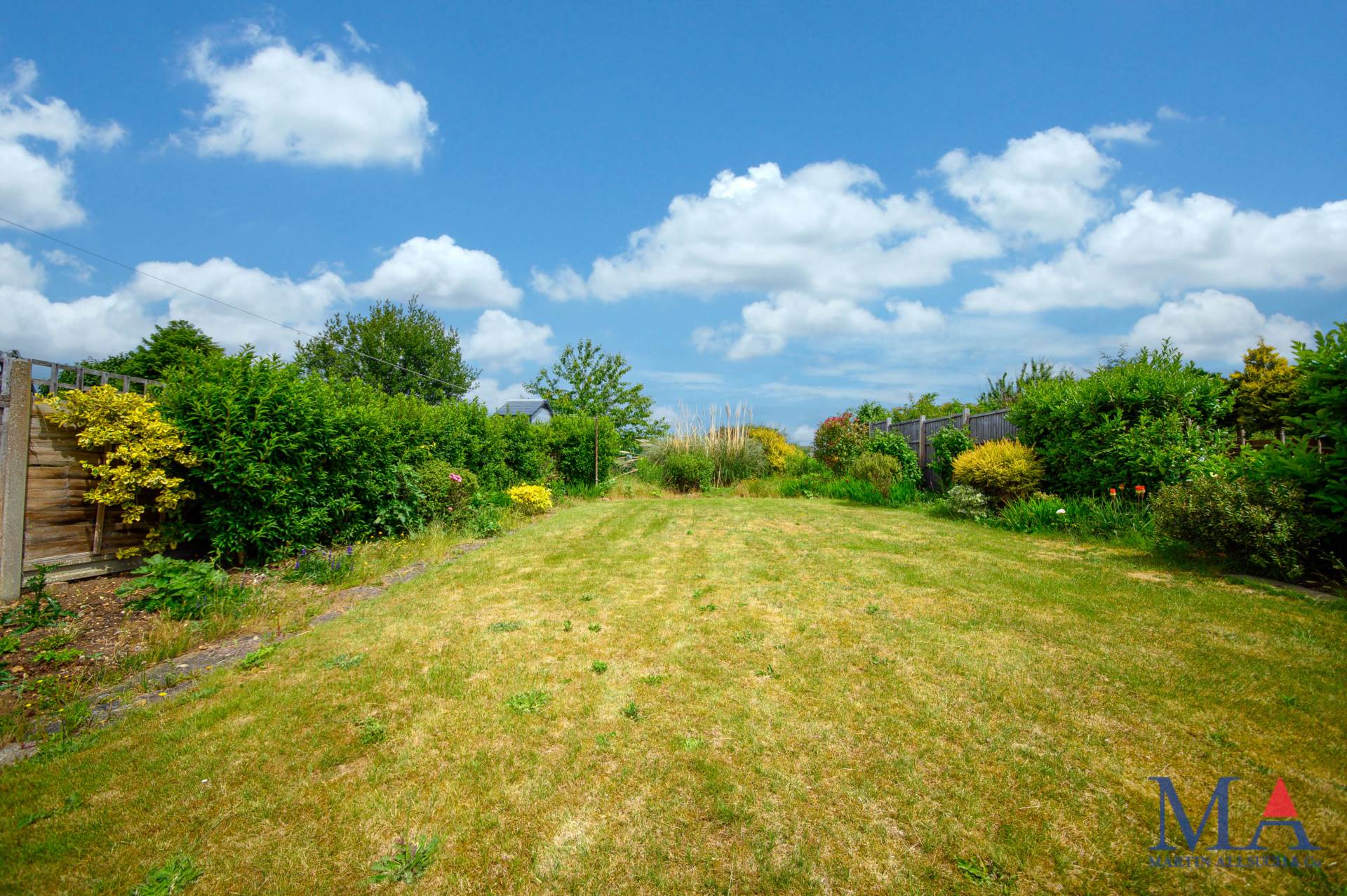 Additional Property Image 3 bedroom Detached Bungalow for sale in St Albans 24