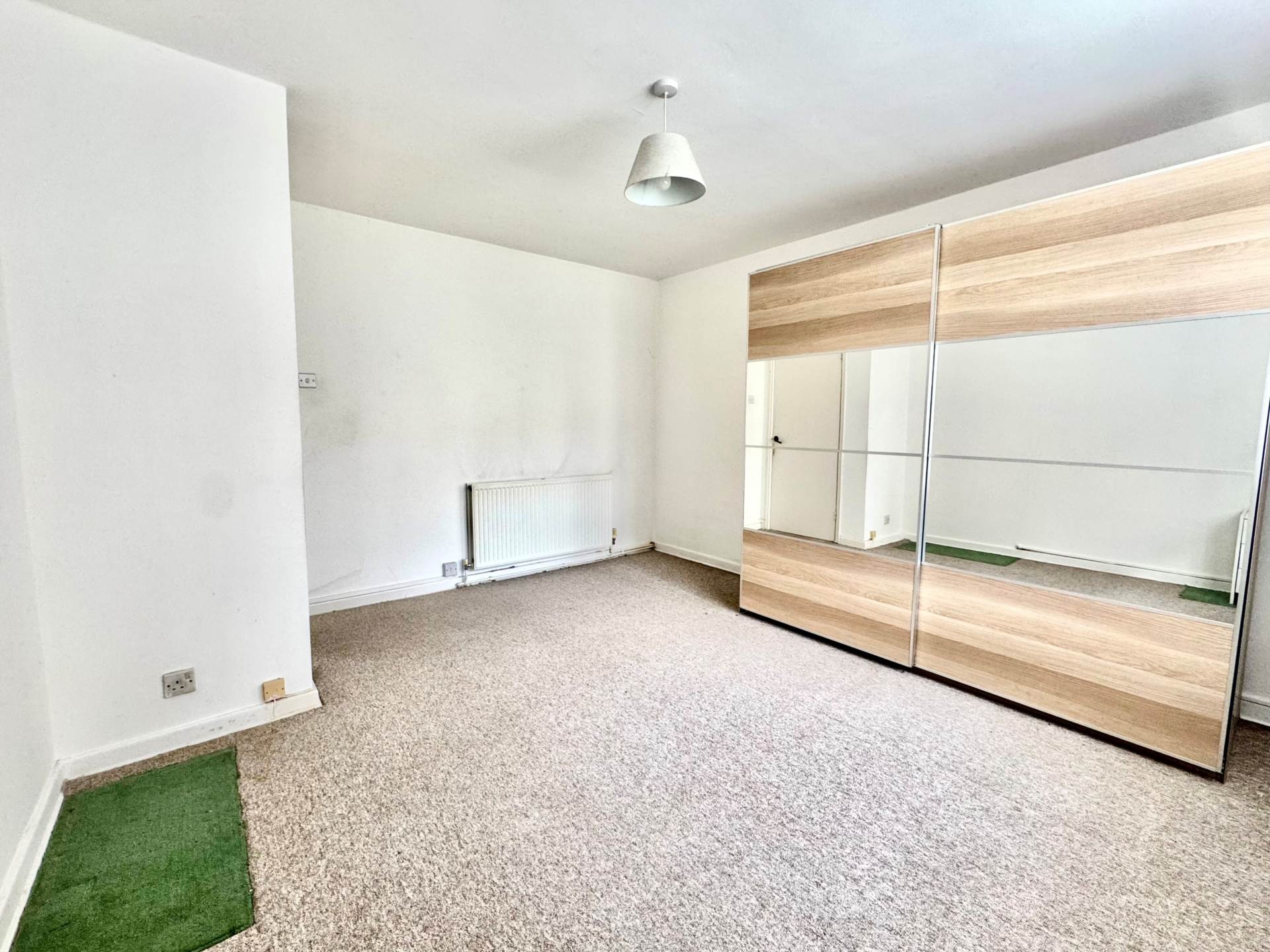 Additional Property Image 2 bedroom Maisonette for sale in Borehamwood 7