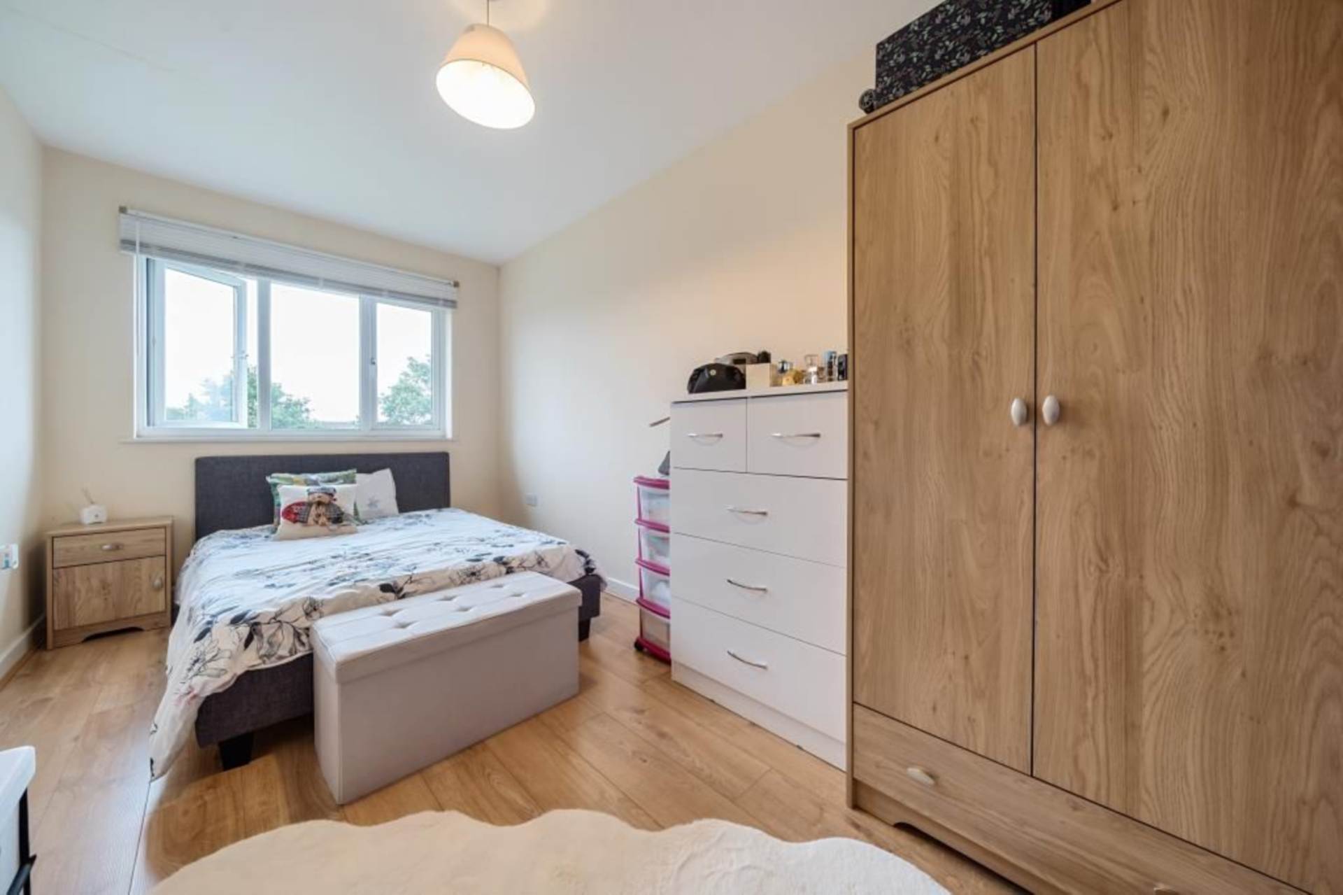 Additional Property Image 2 bedroom Flat for sale in Stanmore 9