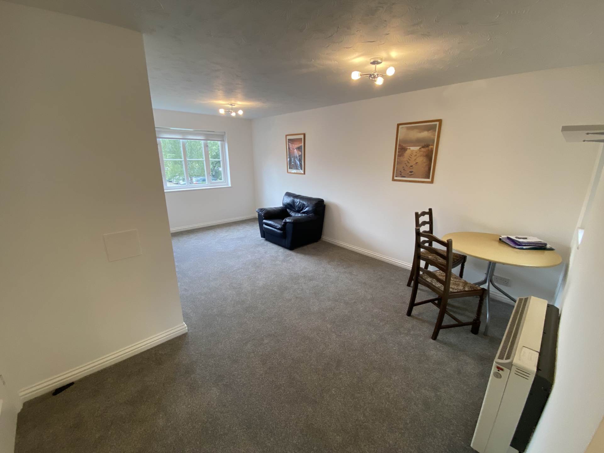 Additional Property Image 1 bedroom Flat for sale in Borehamwood 6
