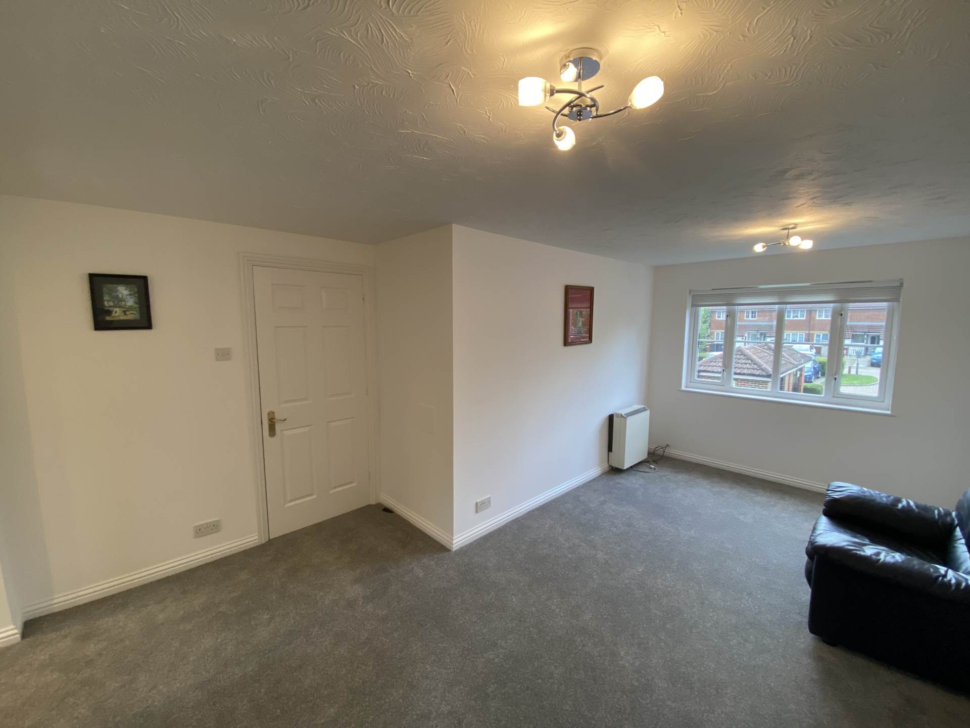 Additional Property Image 1 bedroom Flat for sale in Borehamwood 8