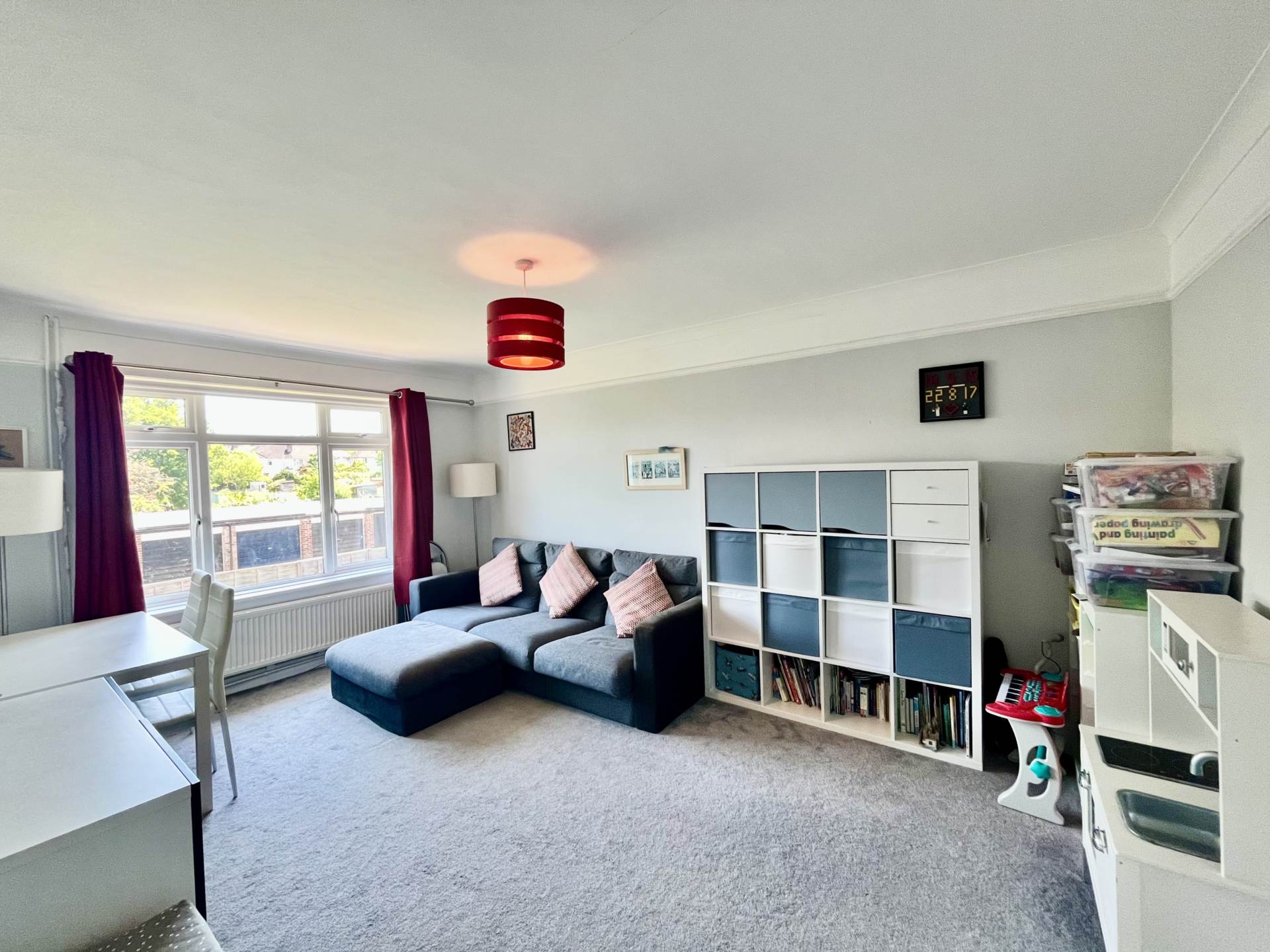 Additional Property Image 2 bedroom Maisonette for sale in Borehamwood 3