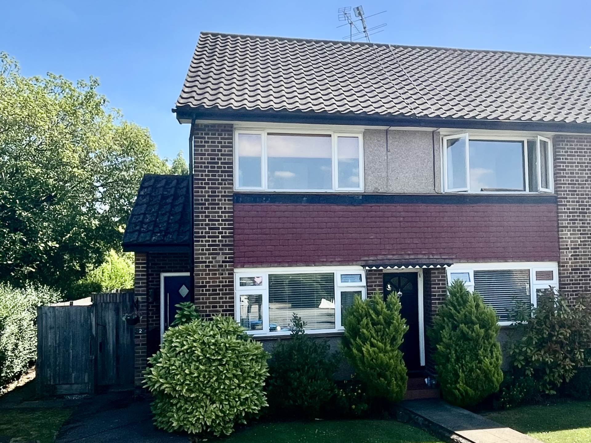 Additional Property Image 2 bedroom Maisonette for sale in Borehamwood 14
