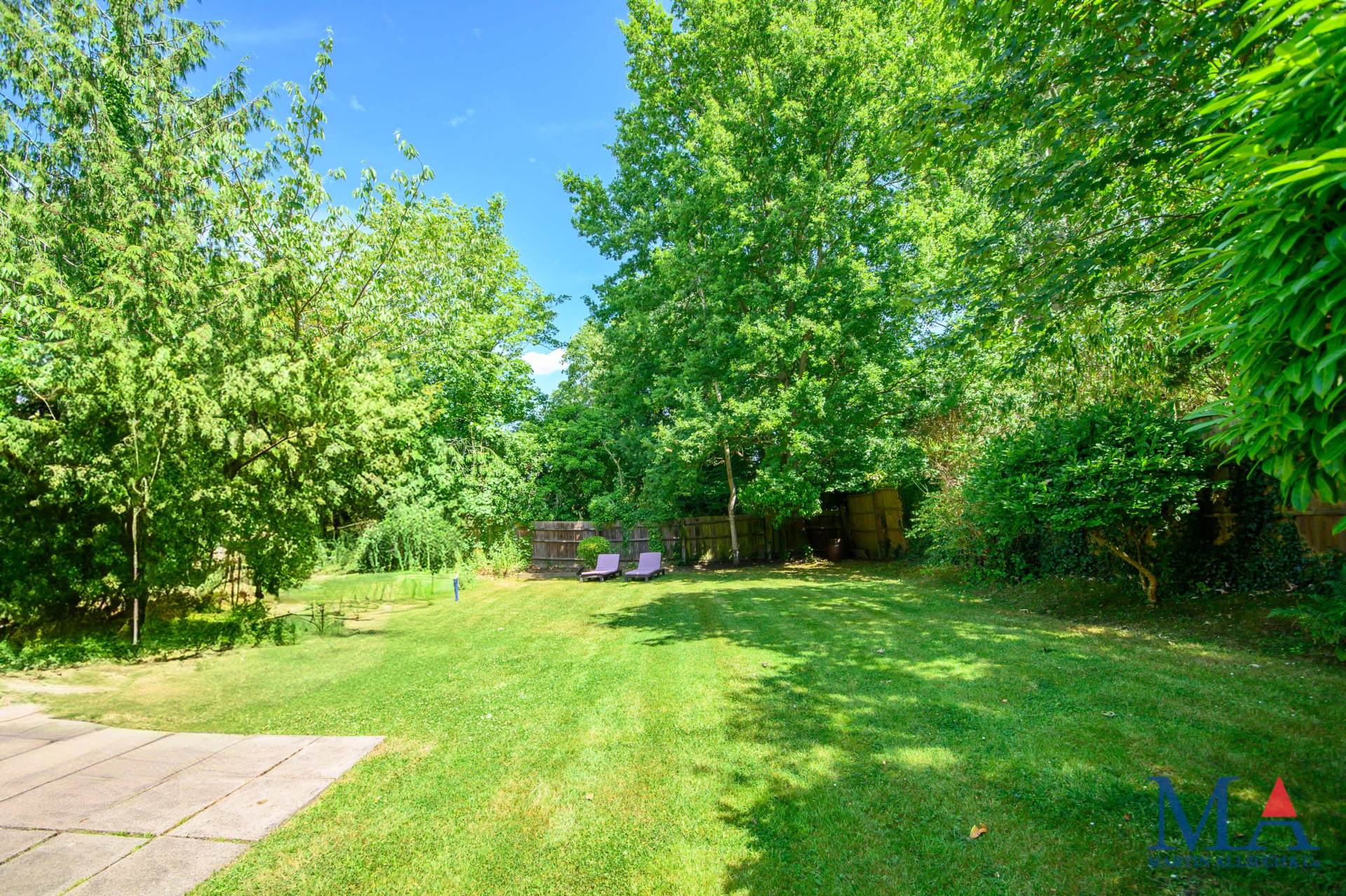 Additional Property Image 5 bedroom Detached for sale in Borehamwood 37