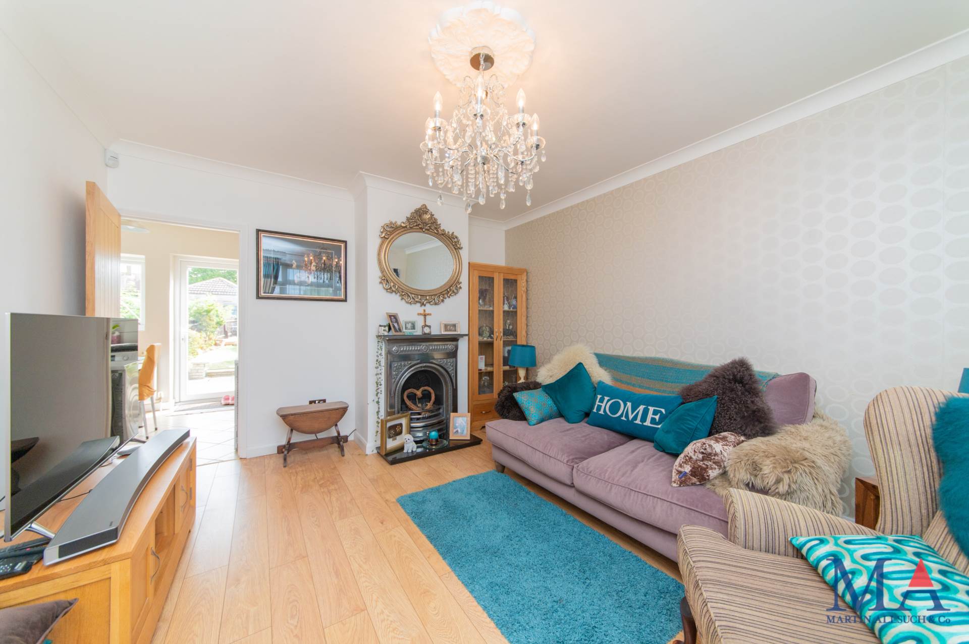 Additional Property Image 2 bedroom Semi Detached for sale in Borehamwood 2