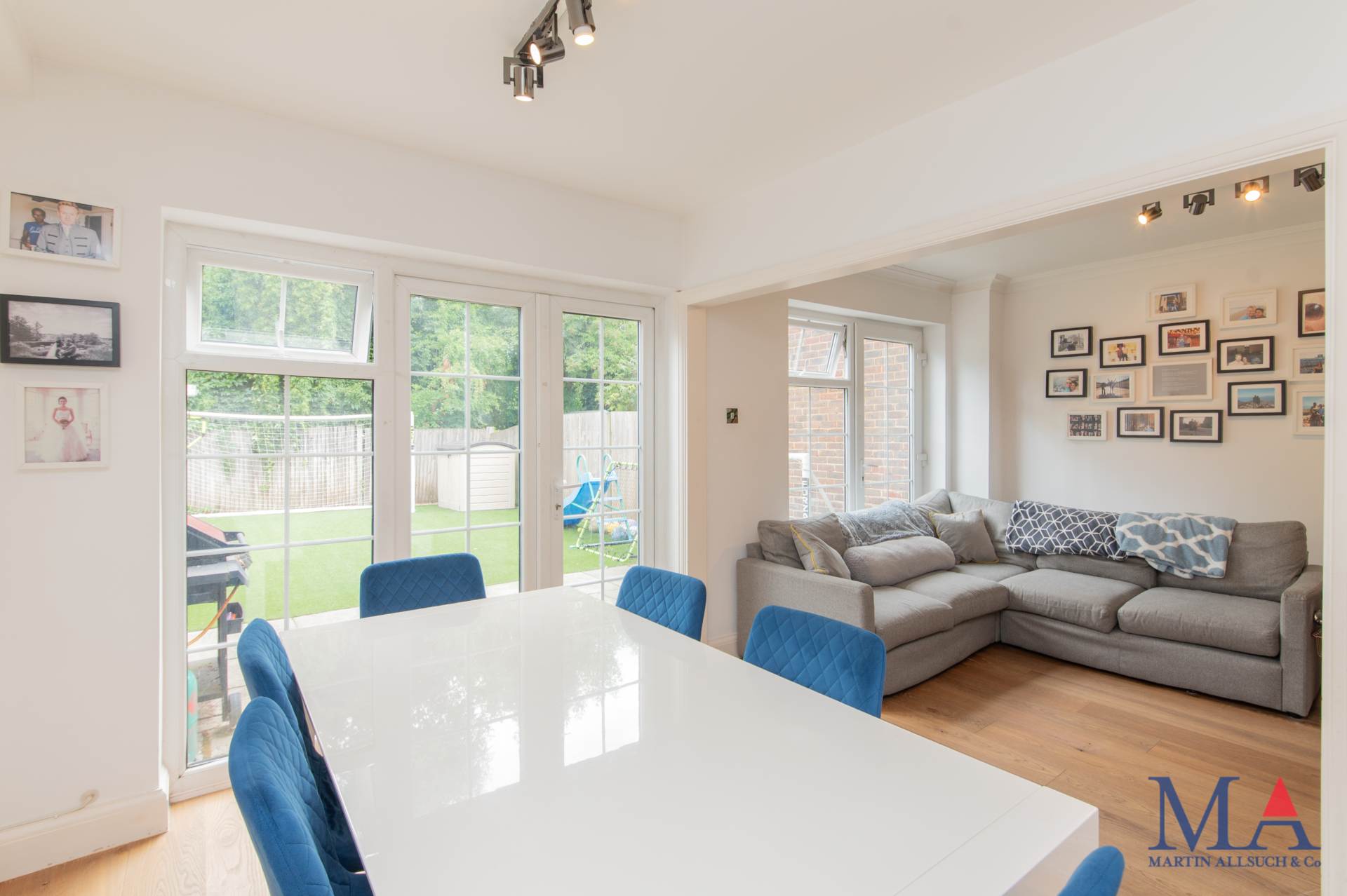 Additional Property Image 4 bedroom Town House for sale in Borehamwood 4