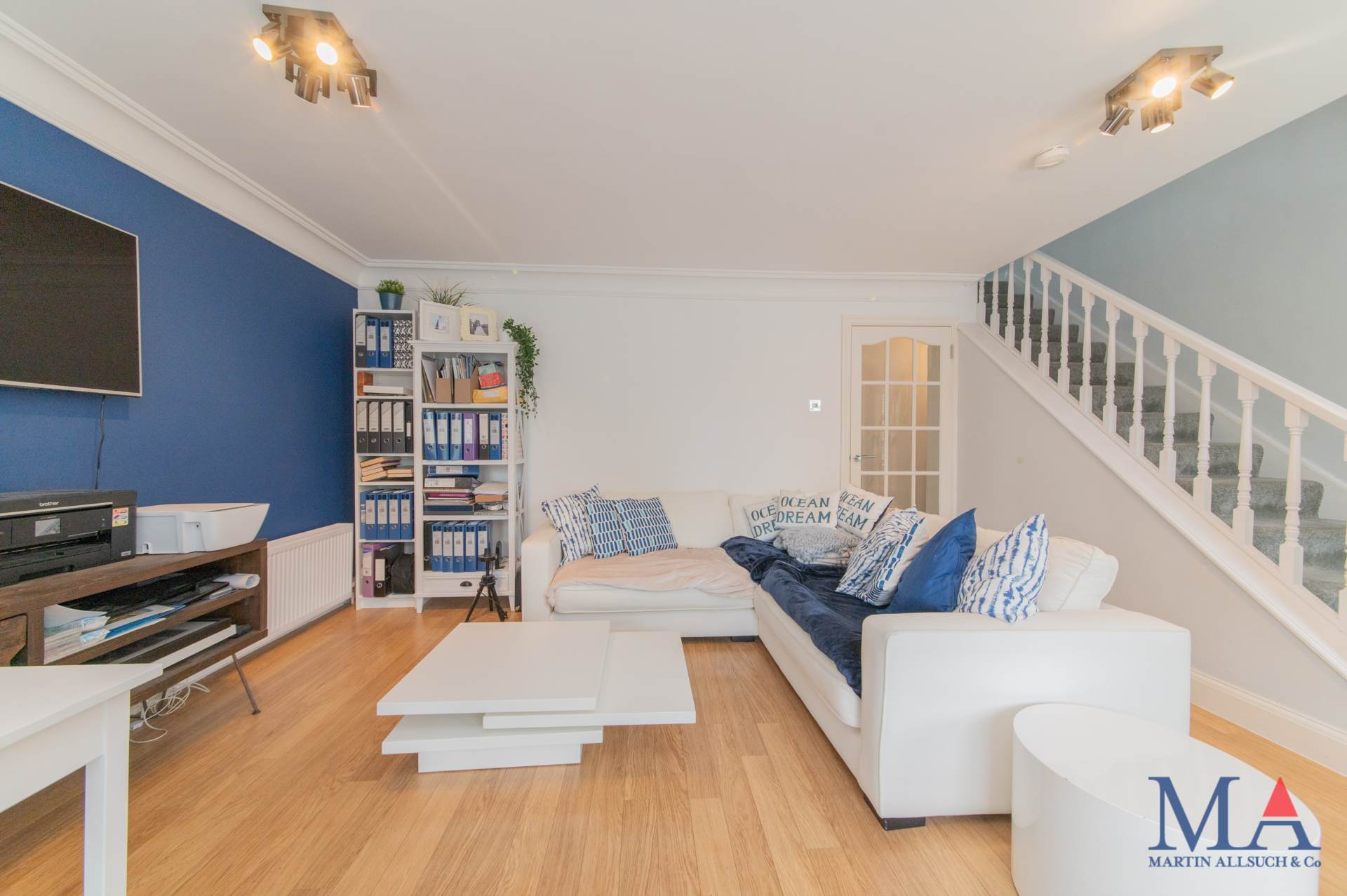 Additional Property Image 4 bedroom Town House for sale in Borehamwood 13