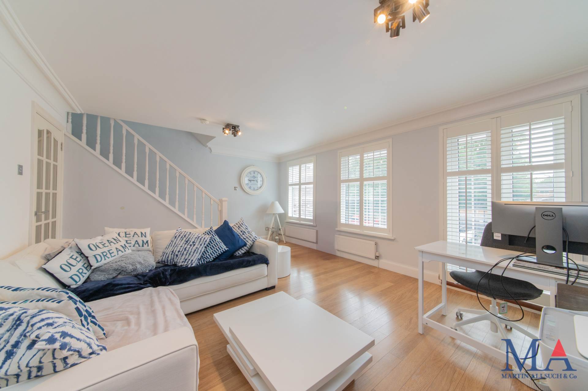 Additional Property Image 4 bedroom Town House for sale in Borehamwood 14