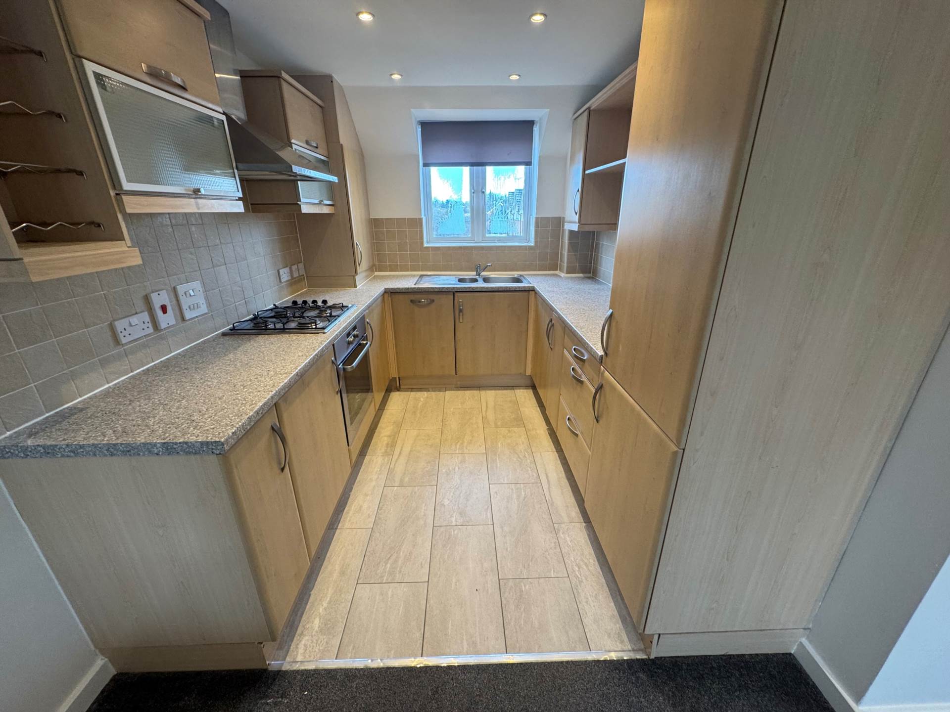 Additional Property Image 2 bedroom Flat for sale in Borehamwood 8