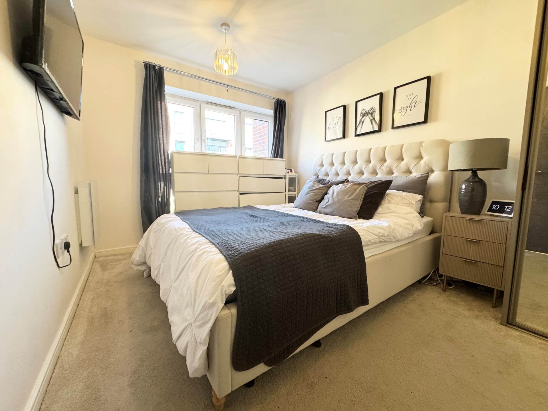 Additional Property Image 2 bedroom Flat for sale in Borehamwood 7