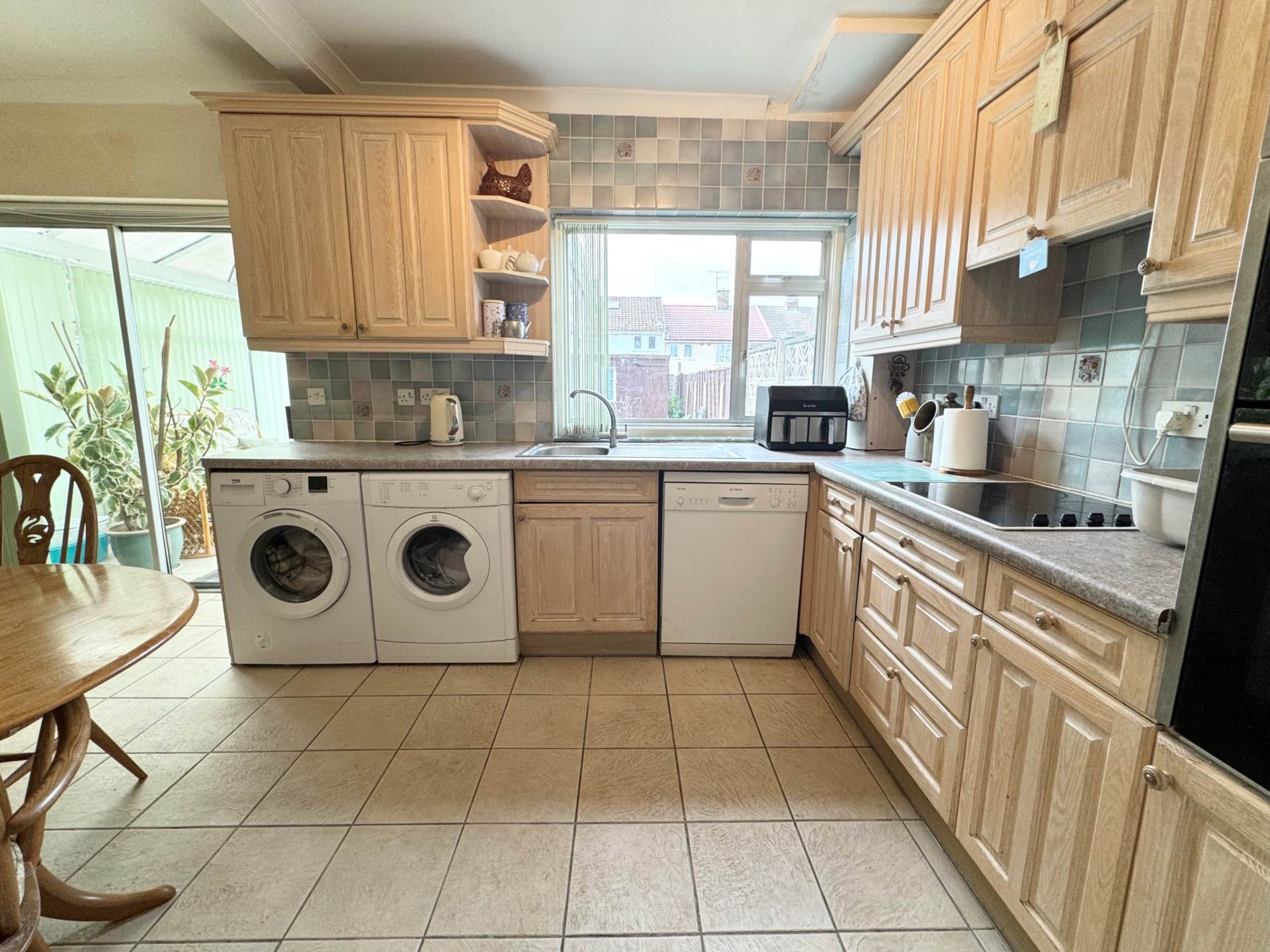 Additional Property Image 3 bedroom Terraced for sale in Borehamwood 6