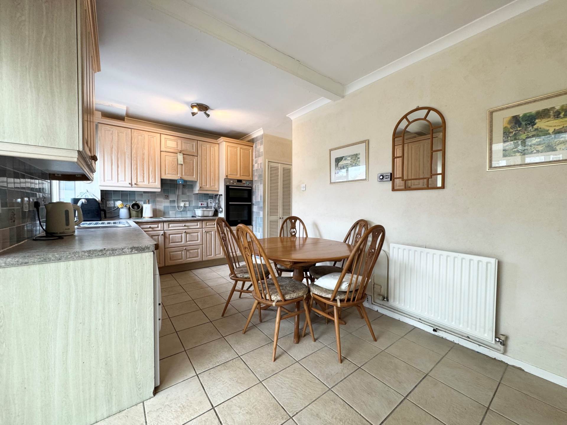 Additional Property Image 3 bedroom Terraced for sale in Borehamwood 8