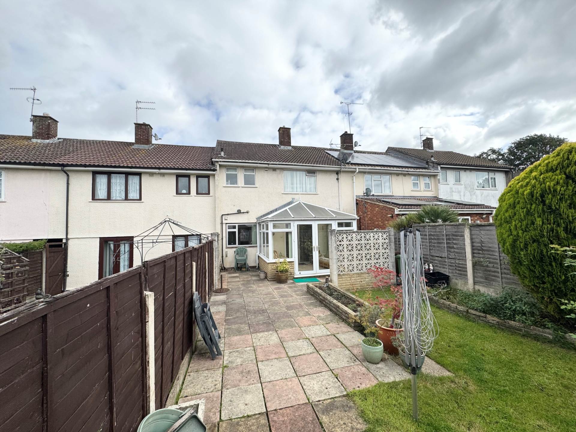 Additional Property Image 3 bedroom Terraced for sale in Borehamwood 11