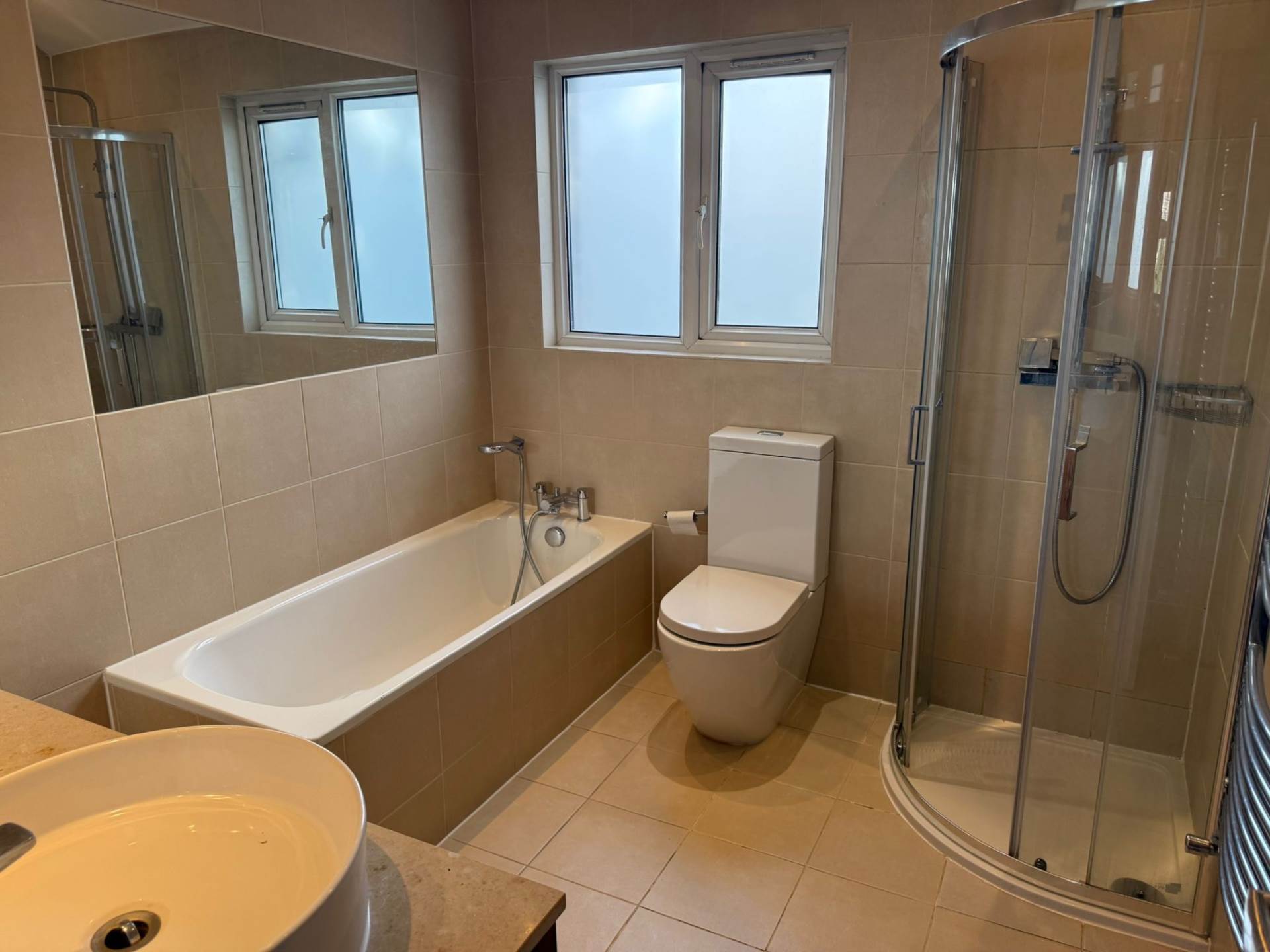 Additional Property Image 1 bedroom Flat for sale in London 6