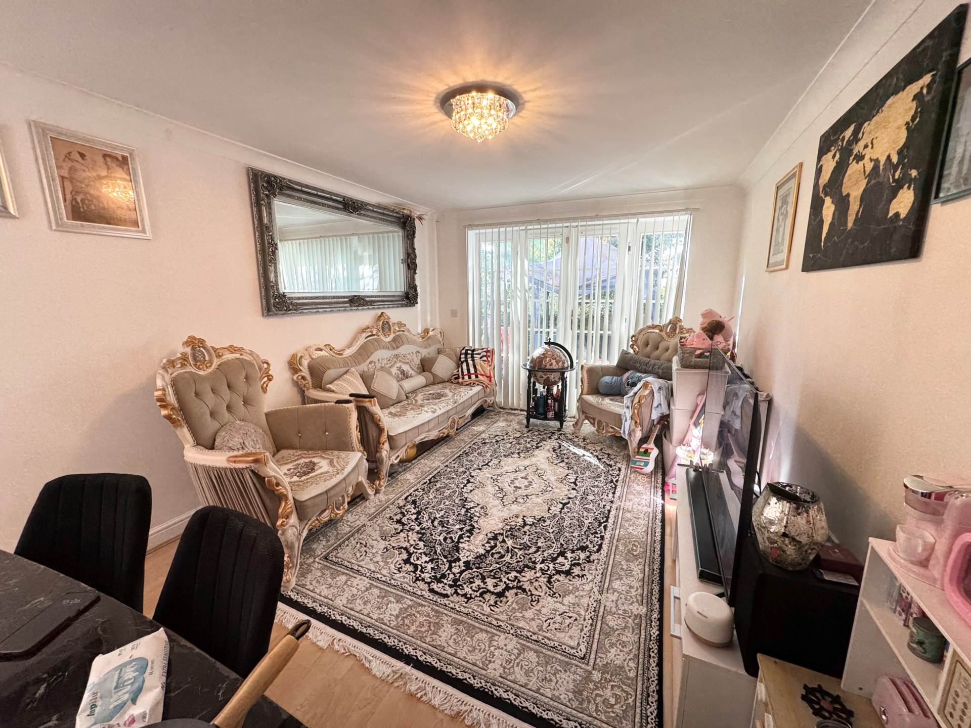 Additional Property Image 1 bedroom Flat for sale in Borehamwood 2