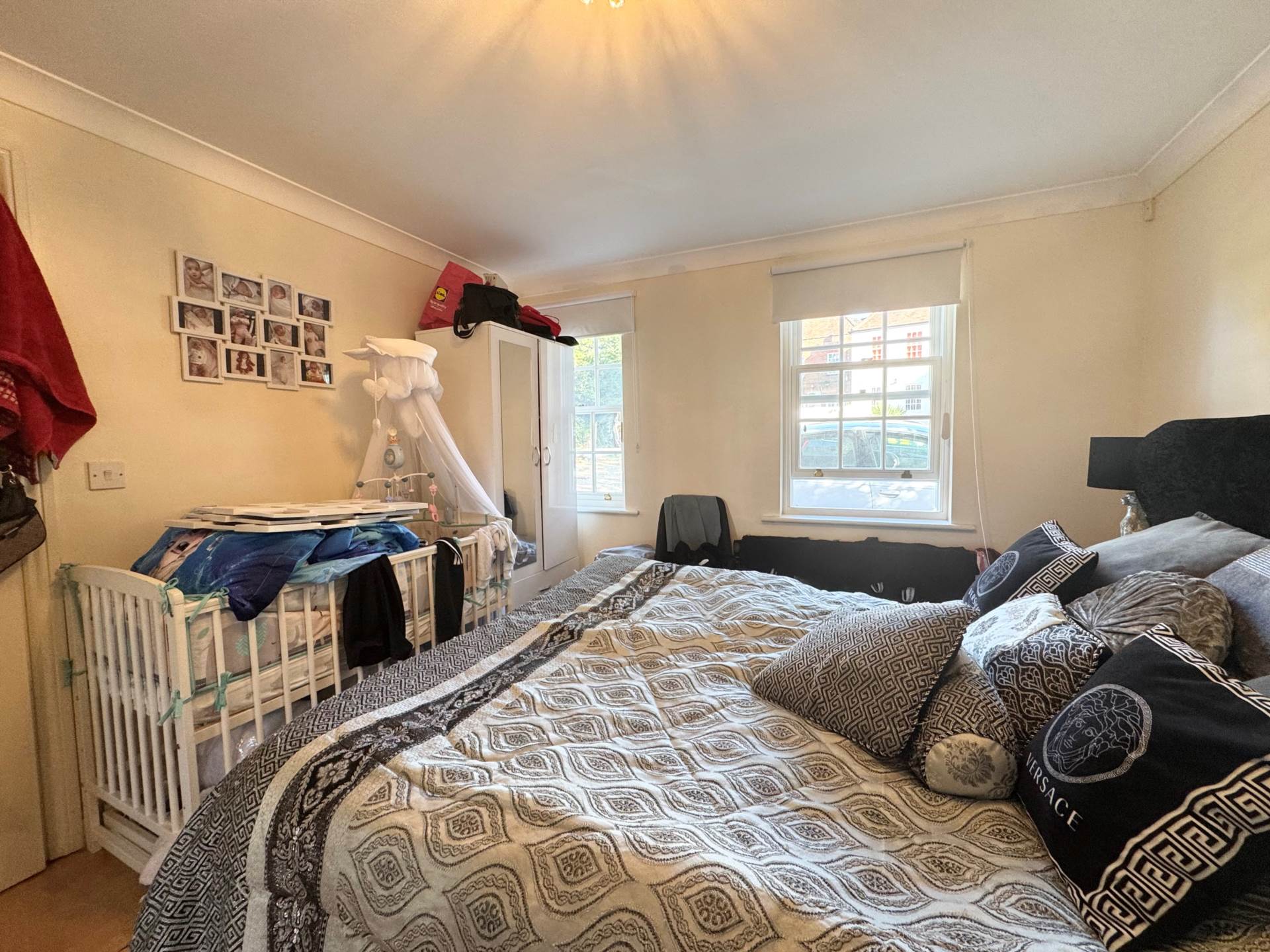 Additional Property Image 1 bedroom Flat for sale in Borehamwood 4