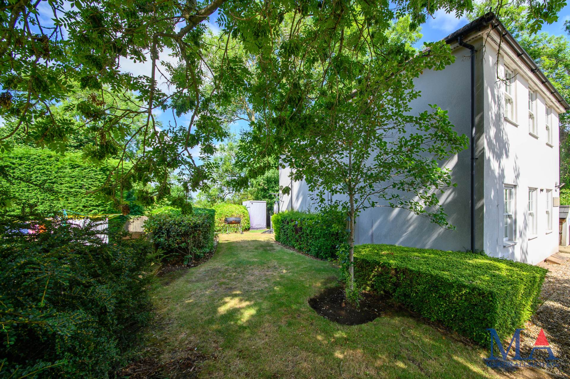 Additional Property Image 1 bedroom Flat for sale in Borehamwood 9